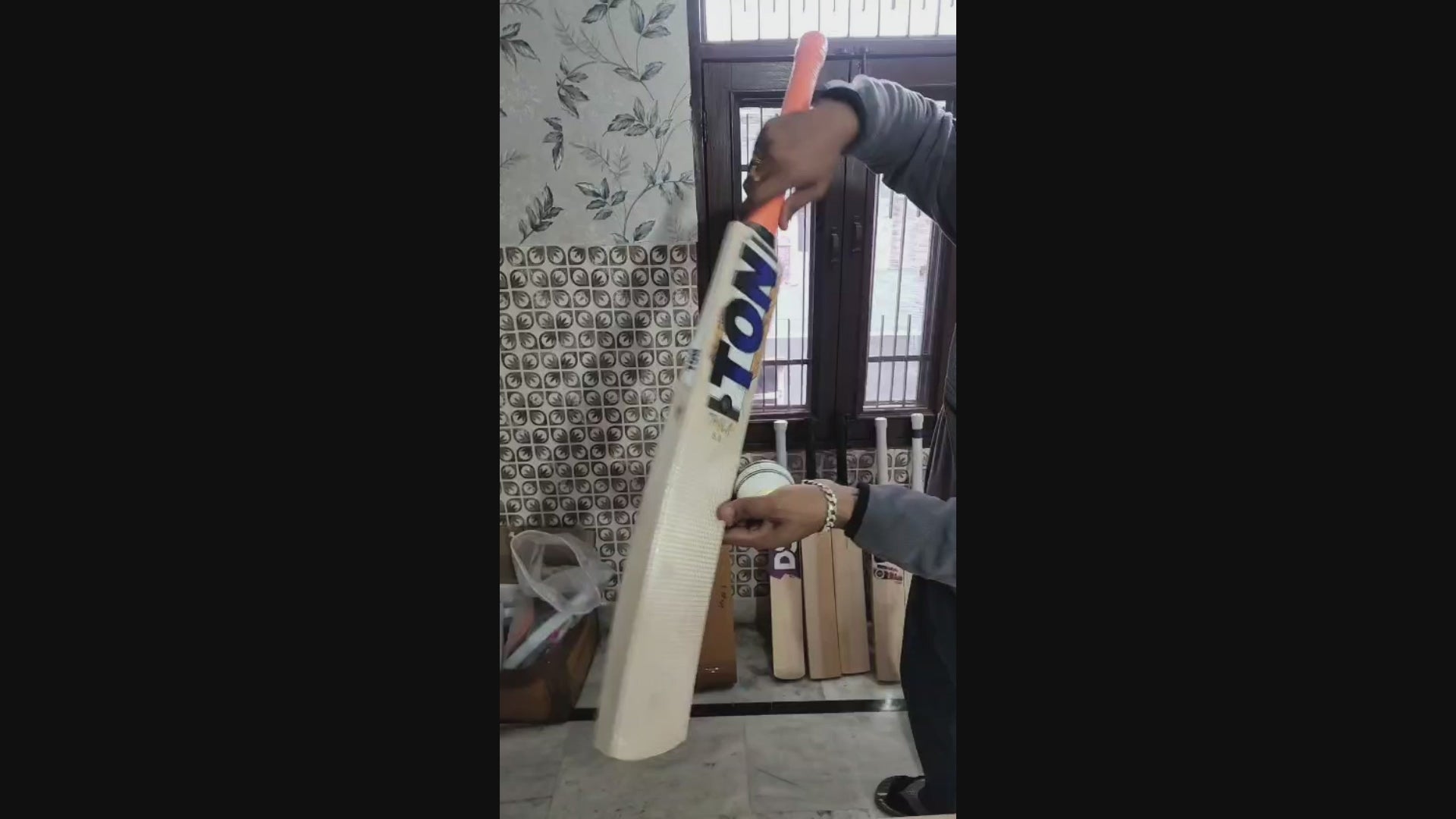 TON Thala 5.0 Cricket Bat - Premium English Willow Grade 2